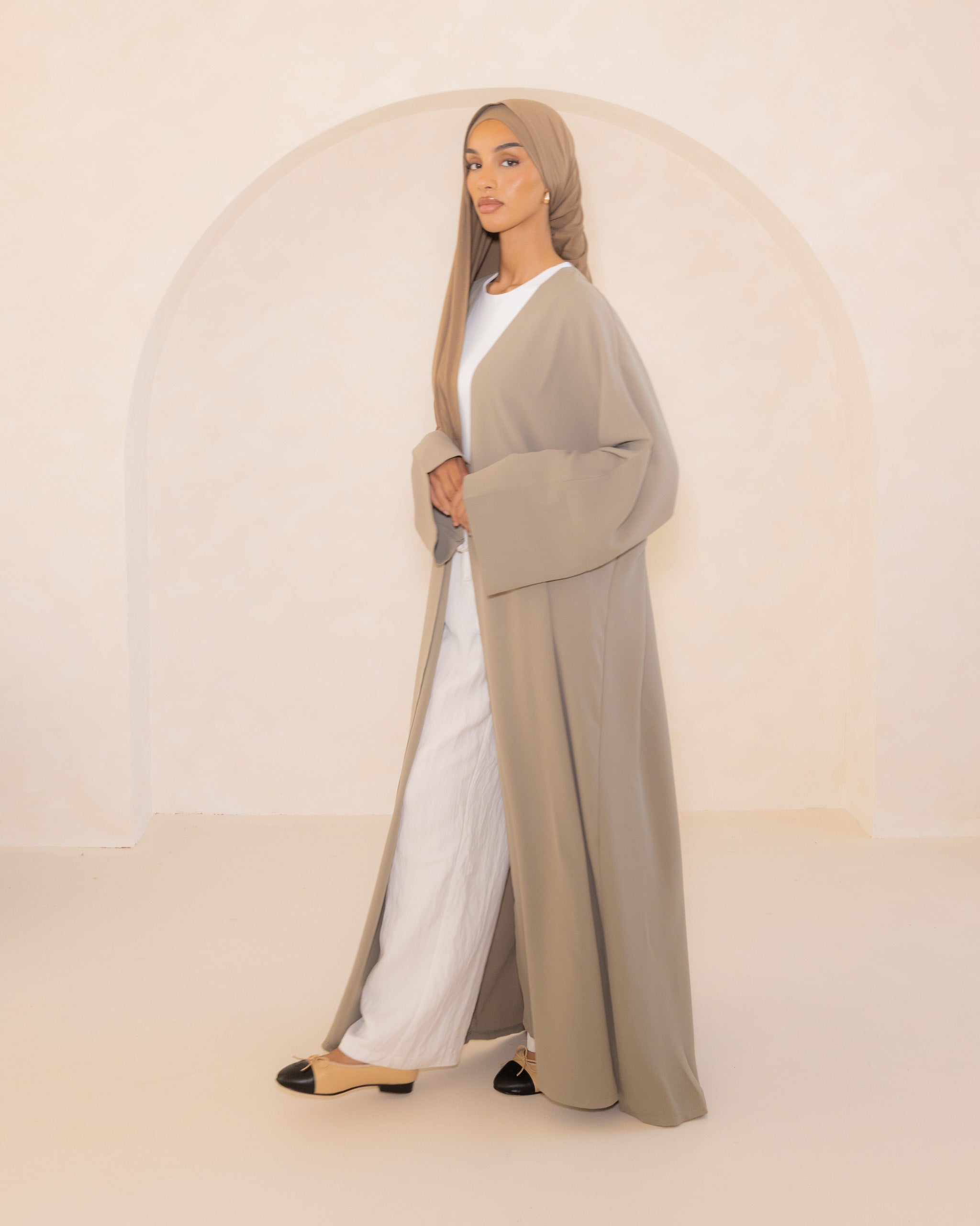 Pistachio Open Abaya