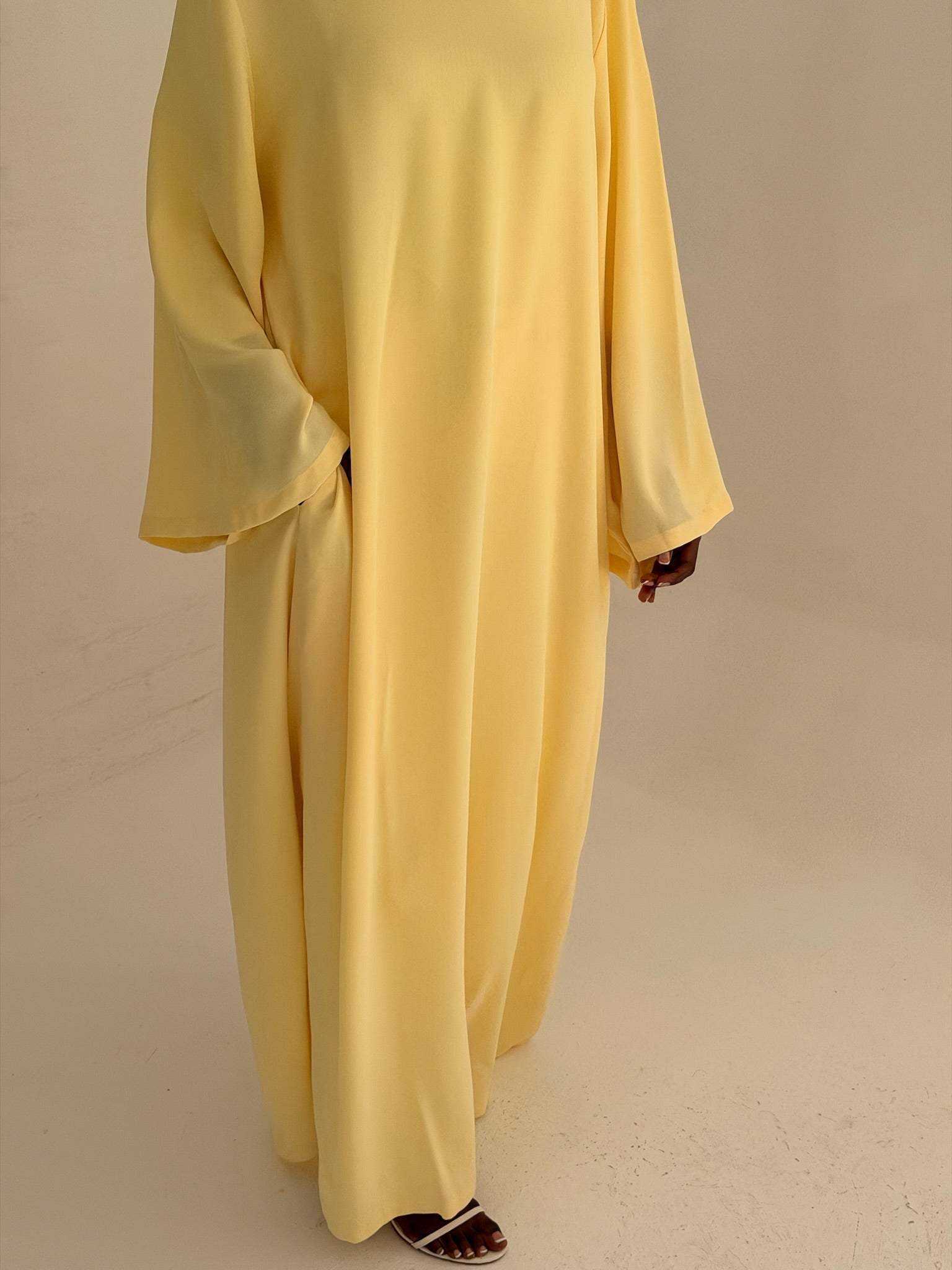 Butter Yellow Spanish Sleeve Abaya