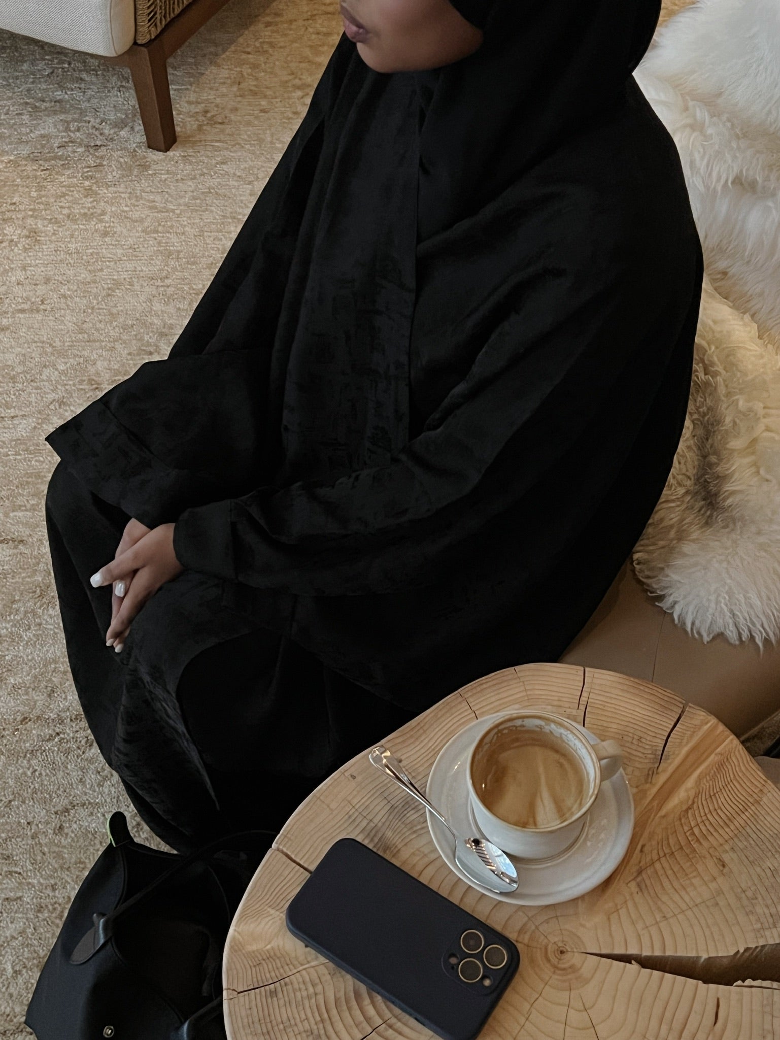 Jacquard Luxé Wrap Abaya - HAWAA Clothing