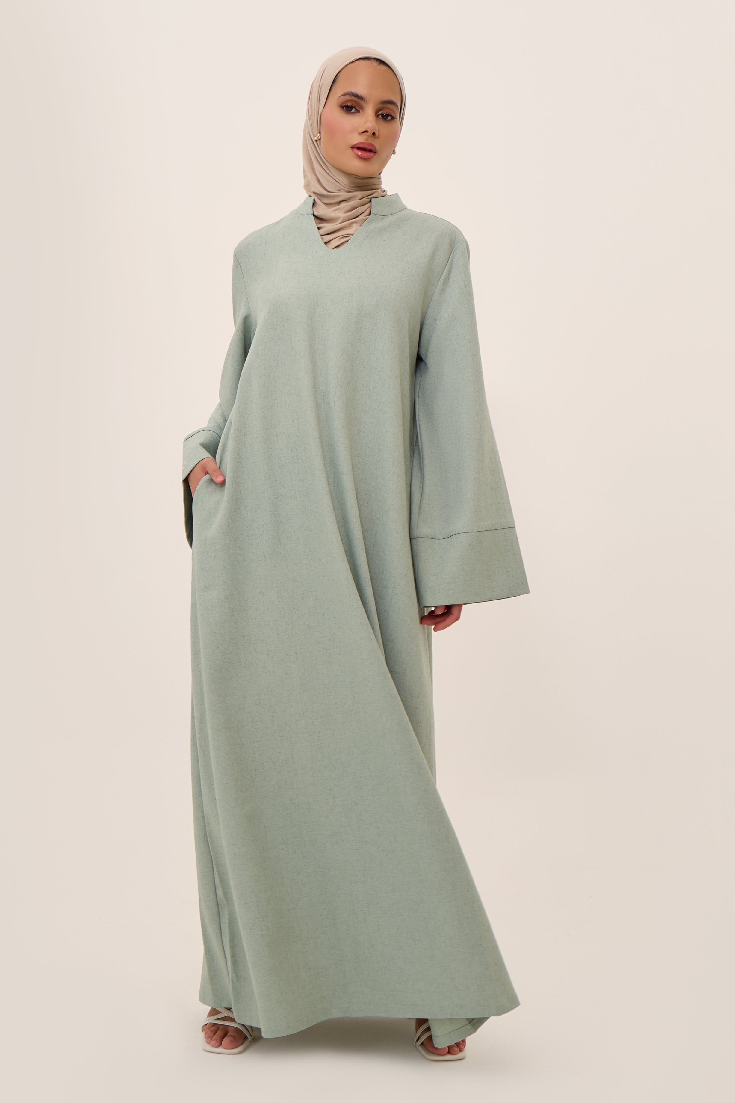 V Neck Abaya