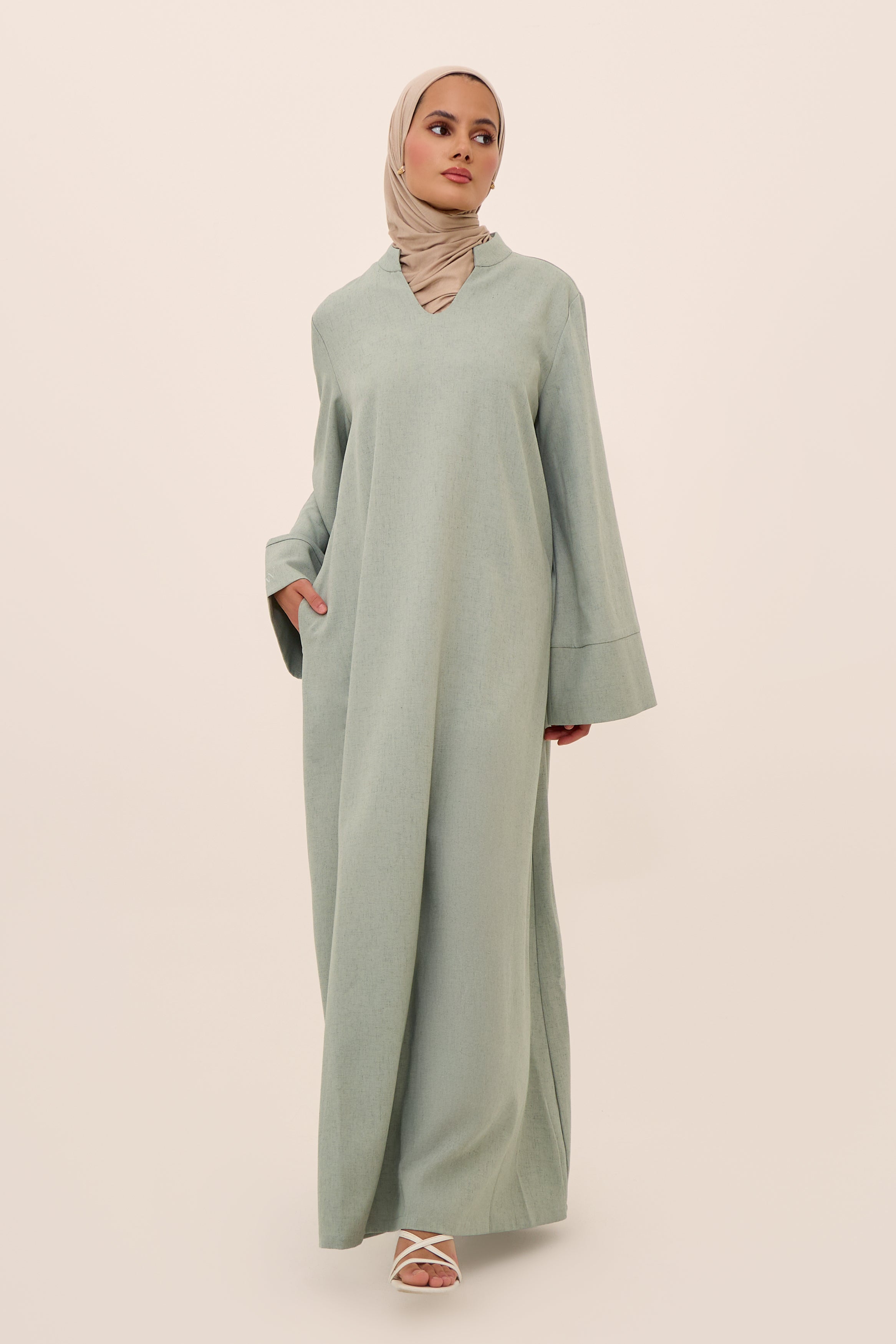 V Neck Abaya