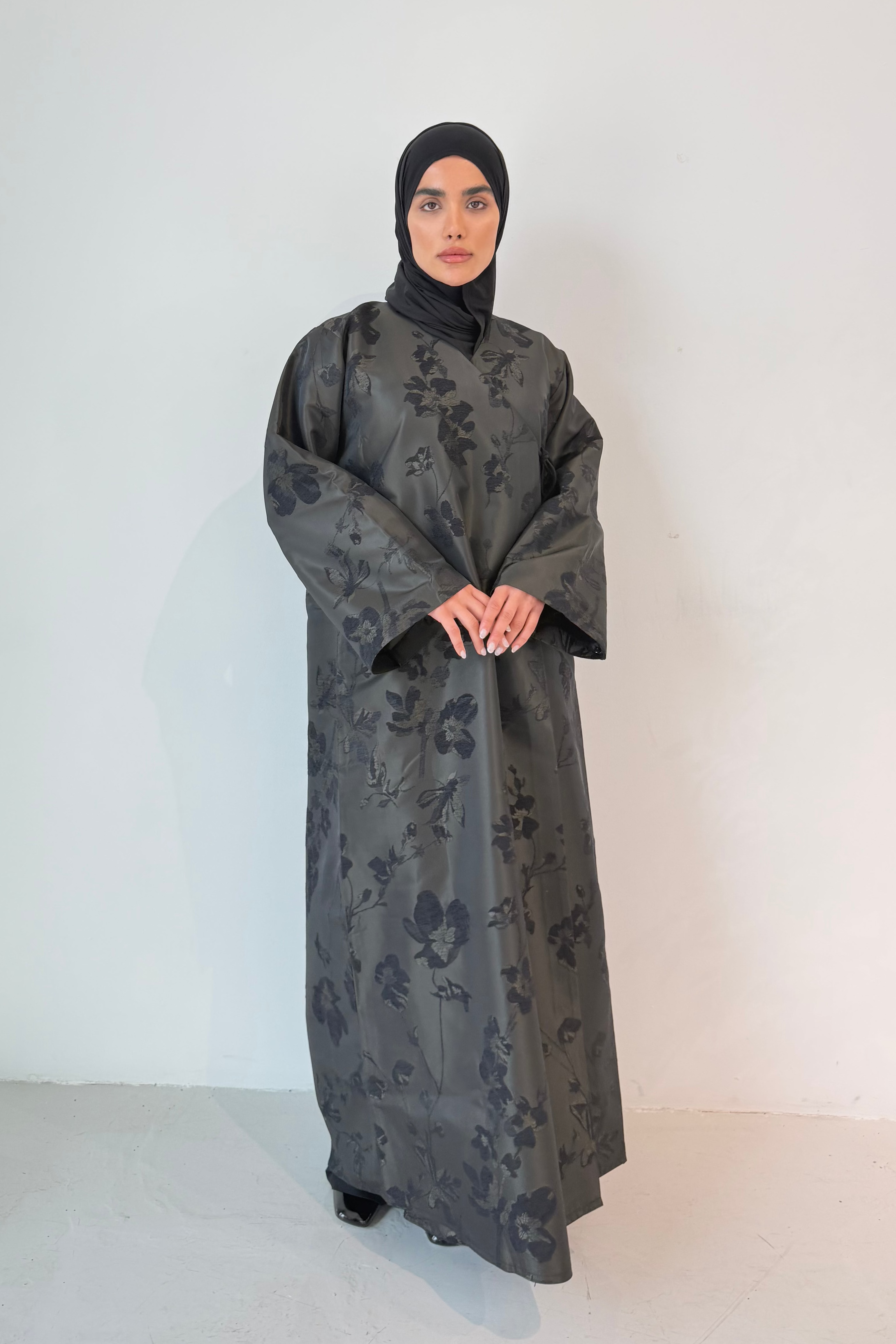 Taffeta Floral Two Tone Open Abaya