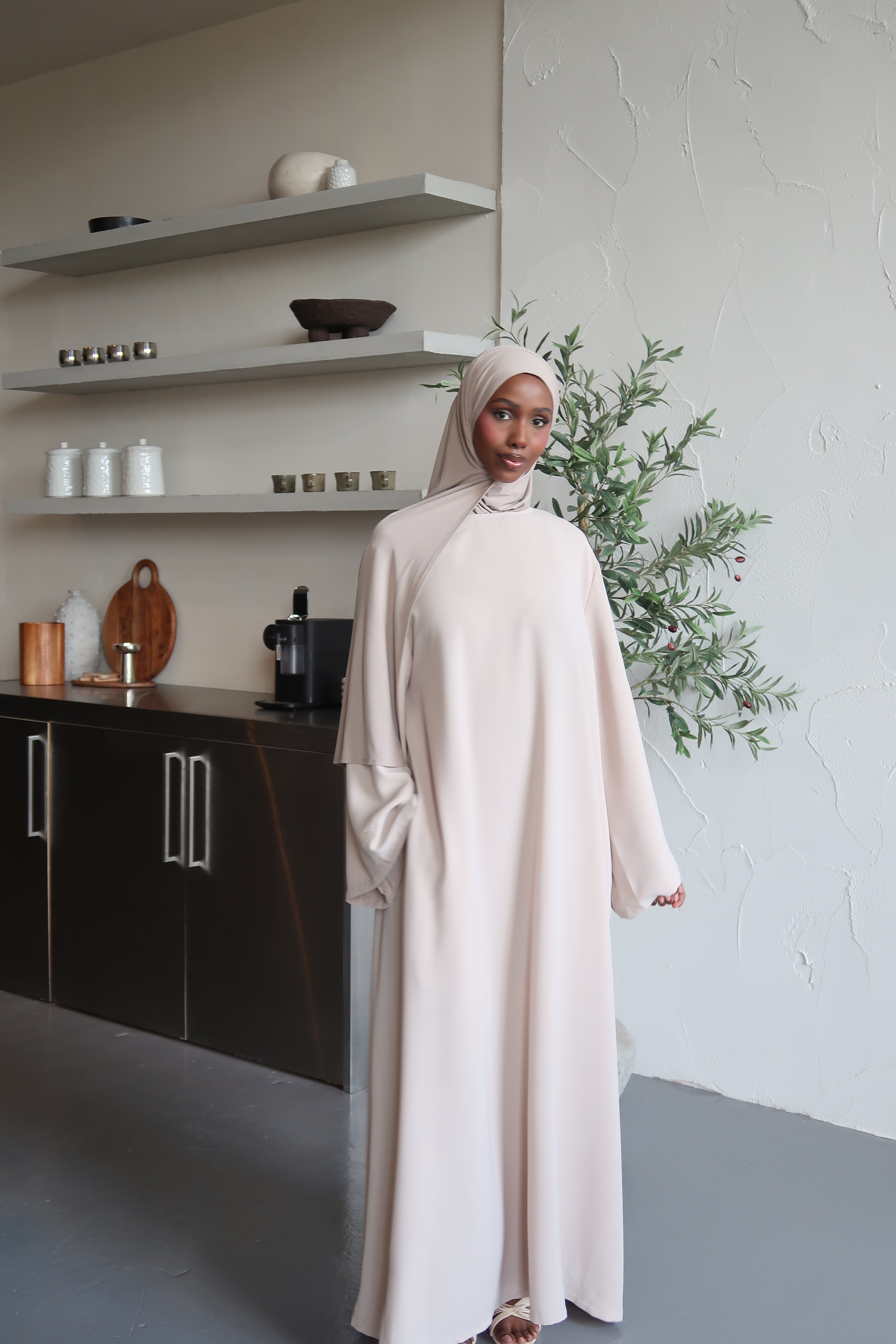 Cool Grey Spanish Sleeve Abaya