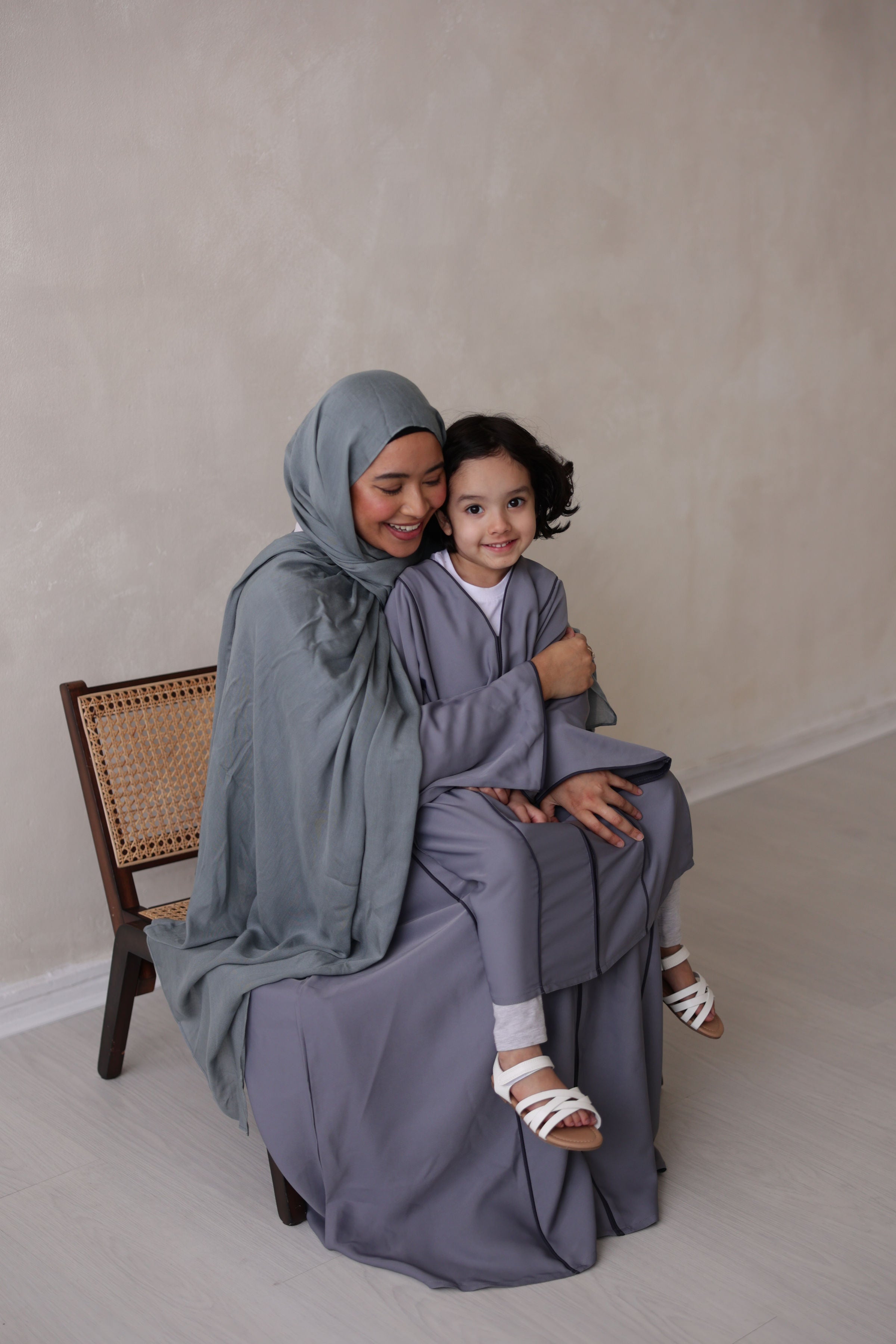 Kid's Maryam Abaya