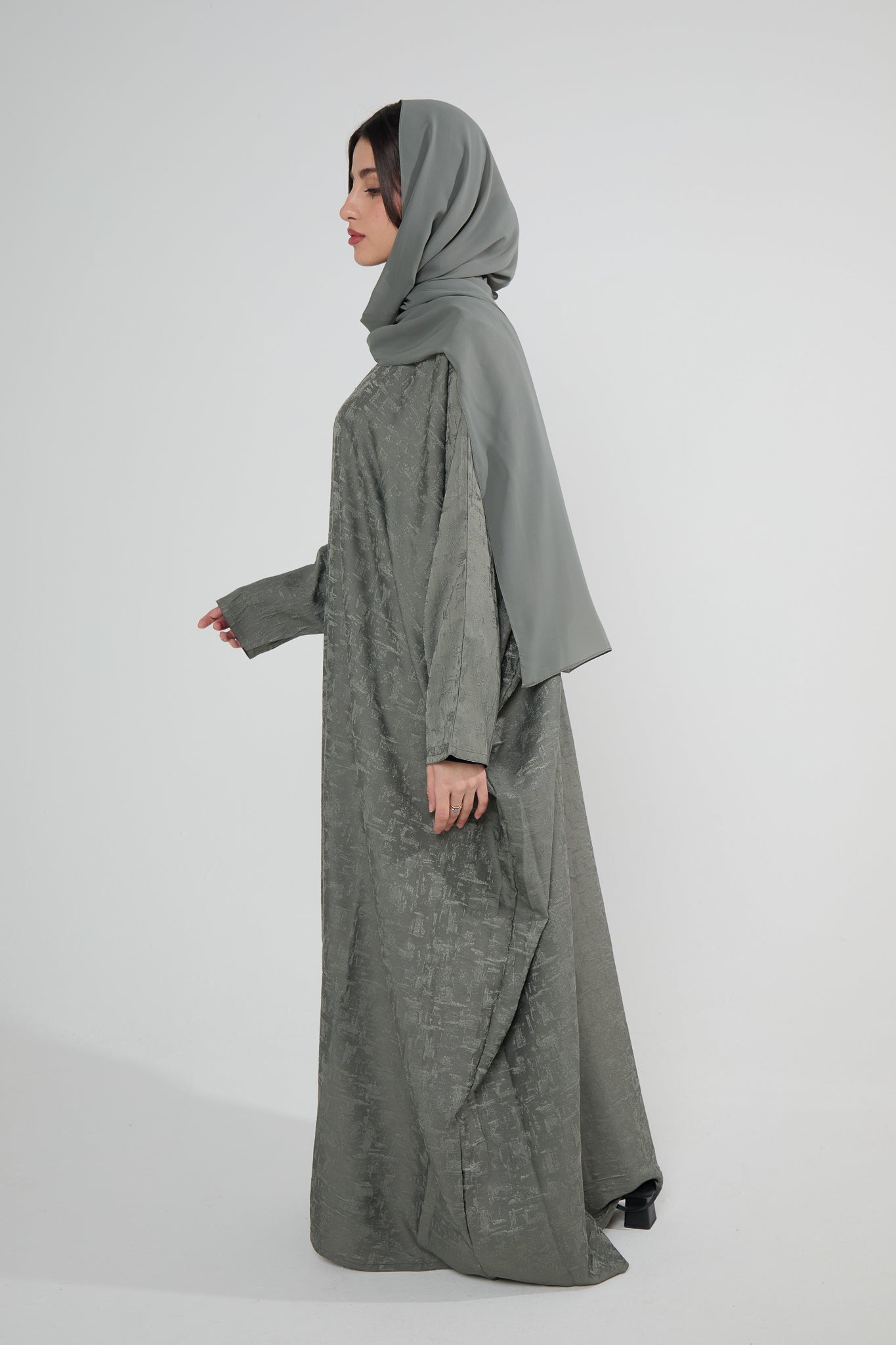 Moss Jacquard Luxé Butterfly Abaya
