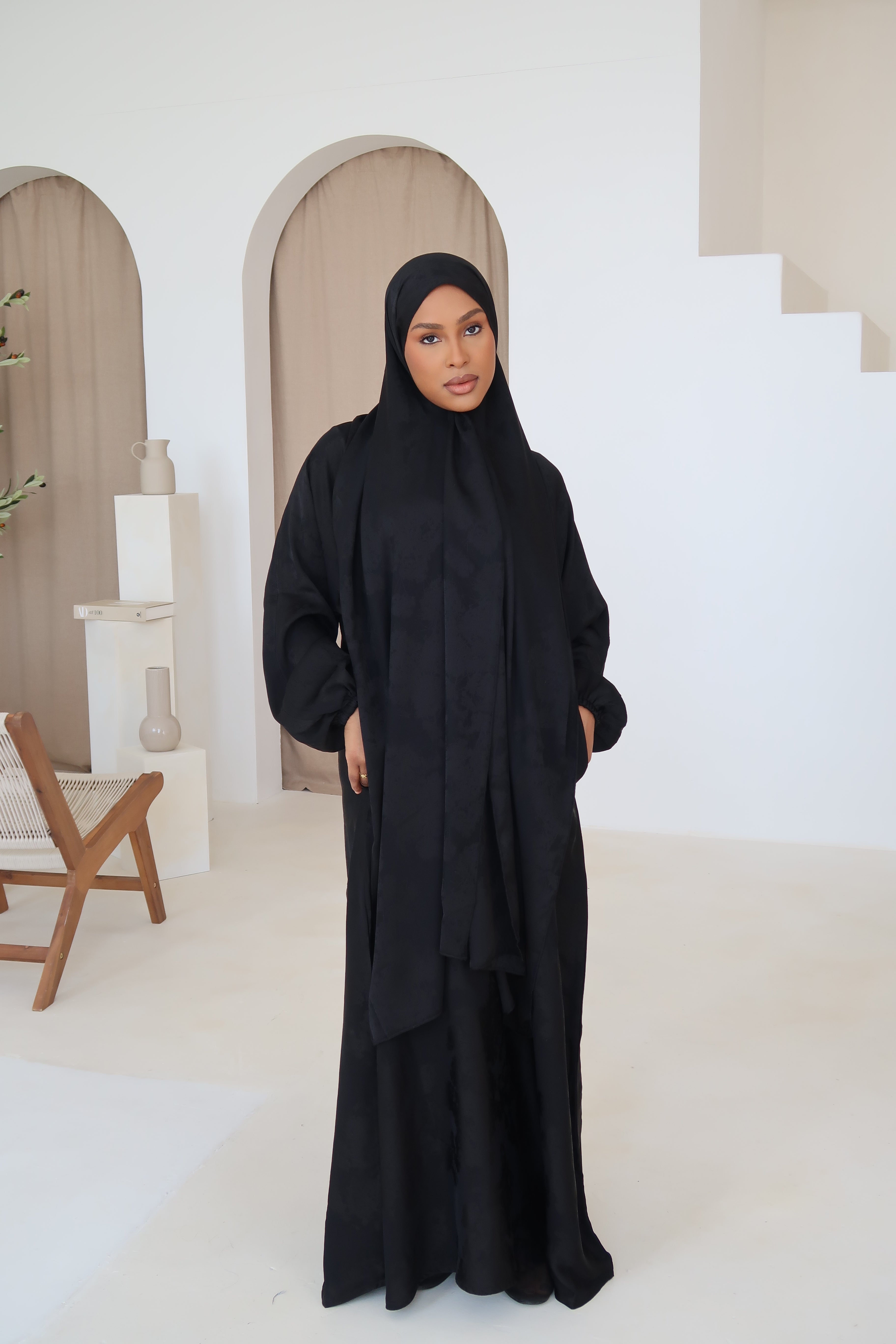 Patterned Prayer Abaya