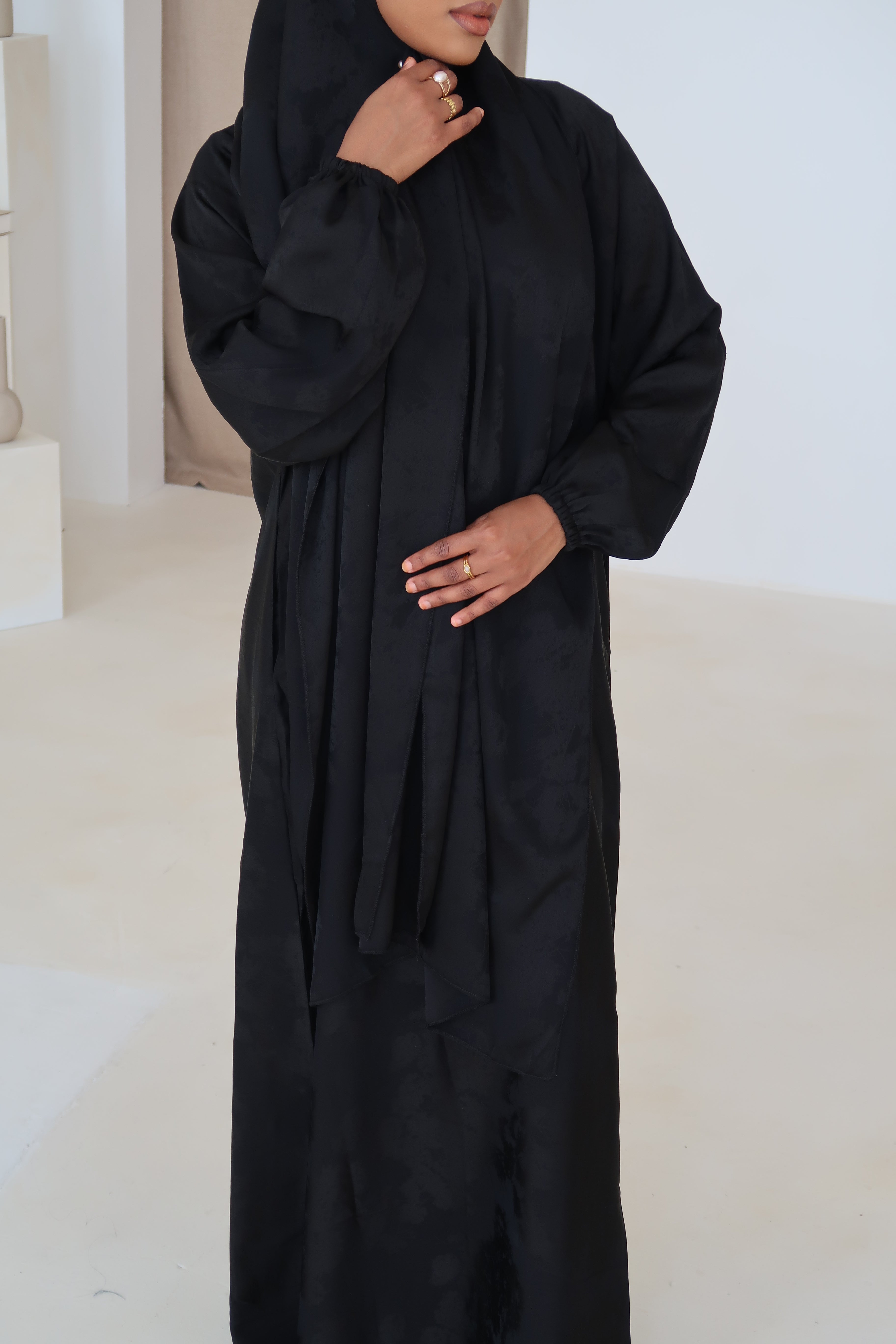 Patterned Prayer Abaya