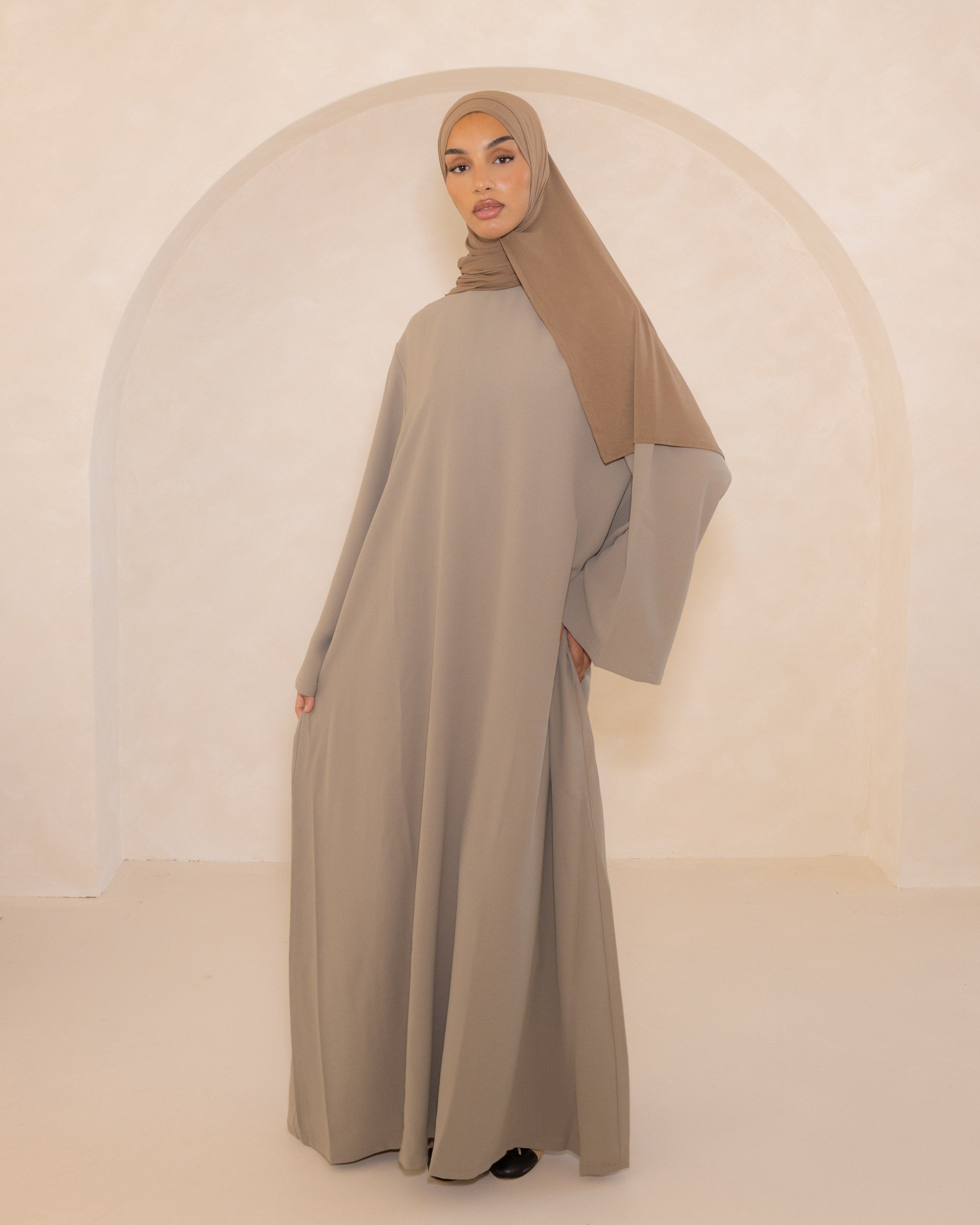 Pistachio Spanish Sleeve Abaya