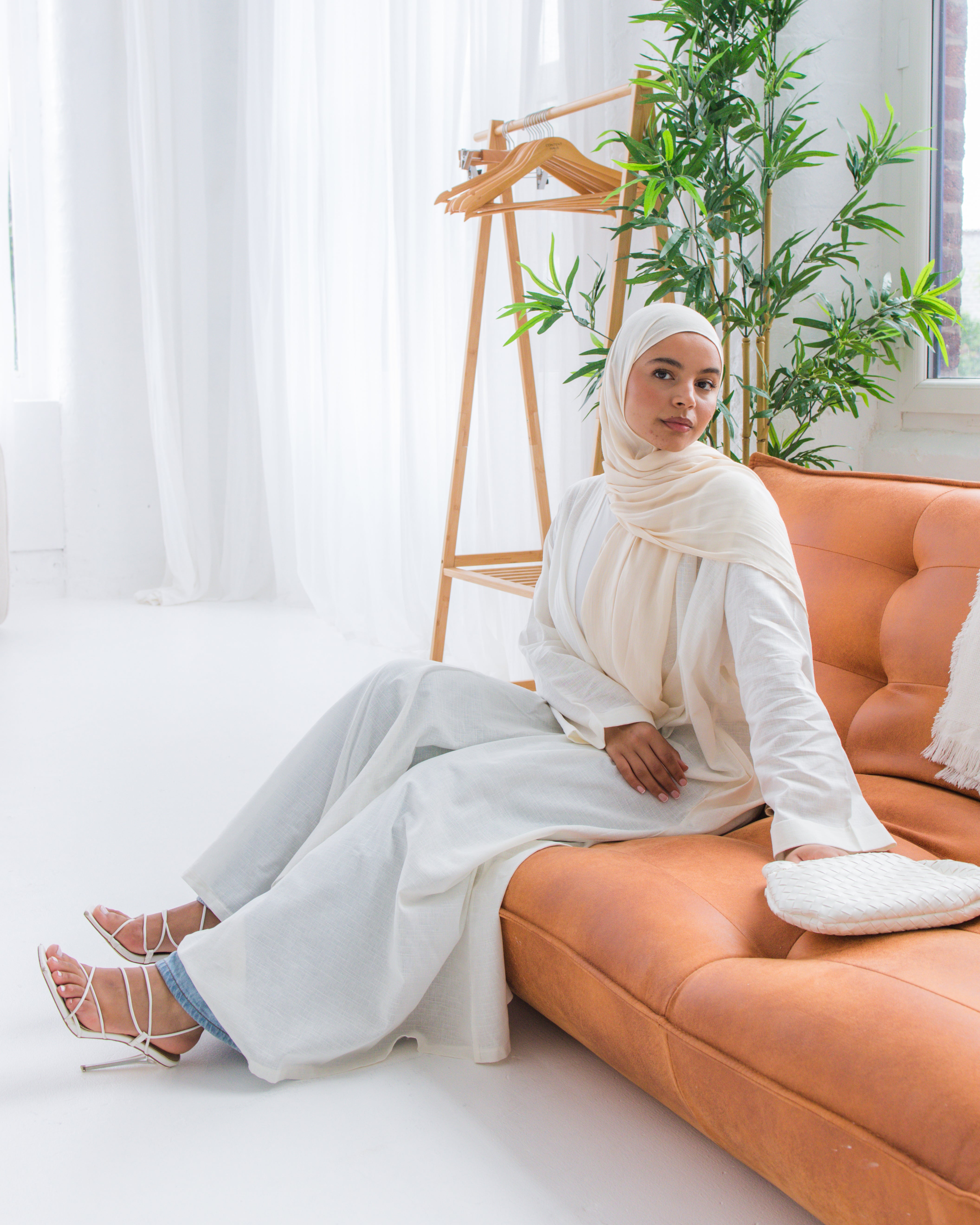 Lina Open Abaya