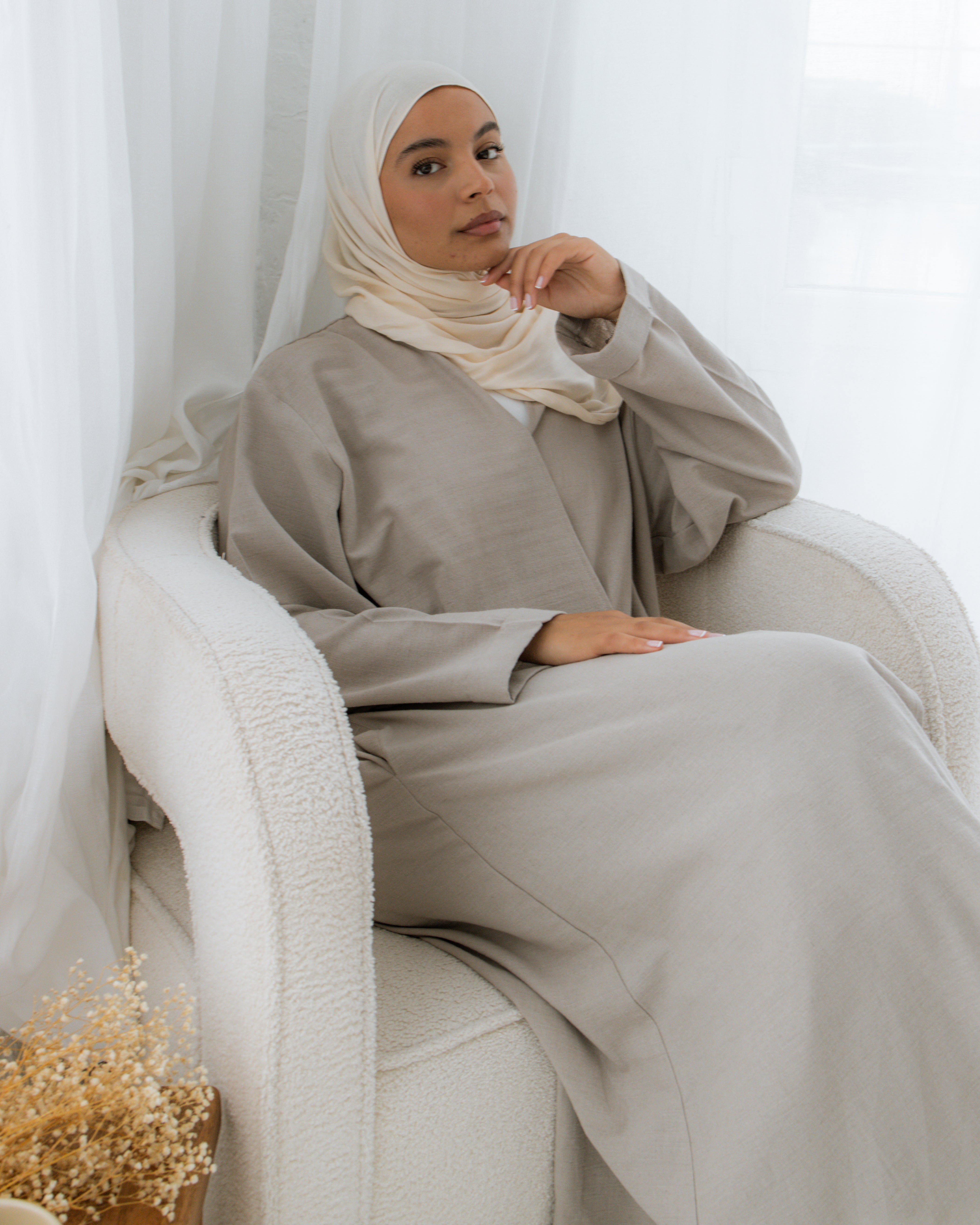Lina Open Abaya