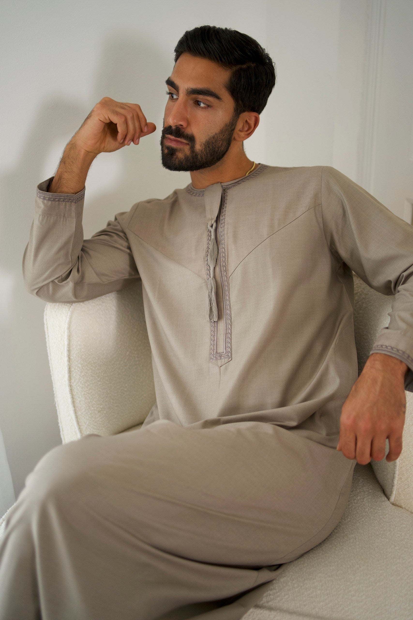 Premium Rayan Embroidered Thobe Clearance