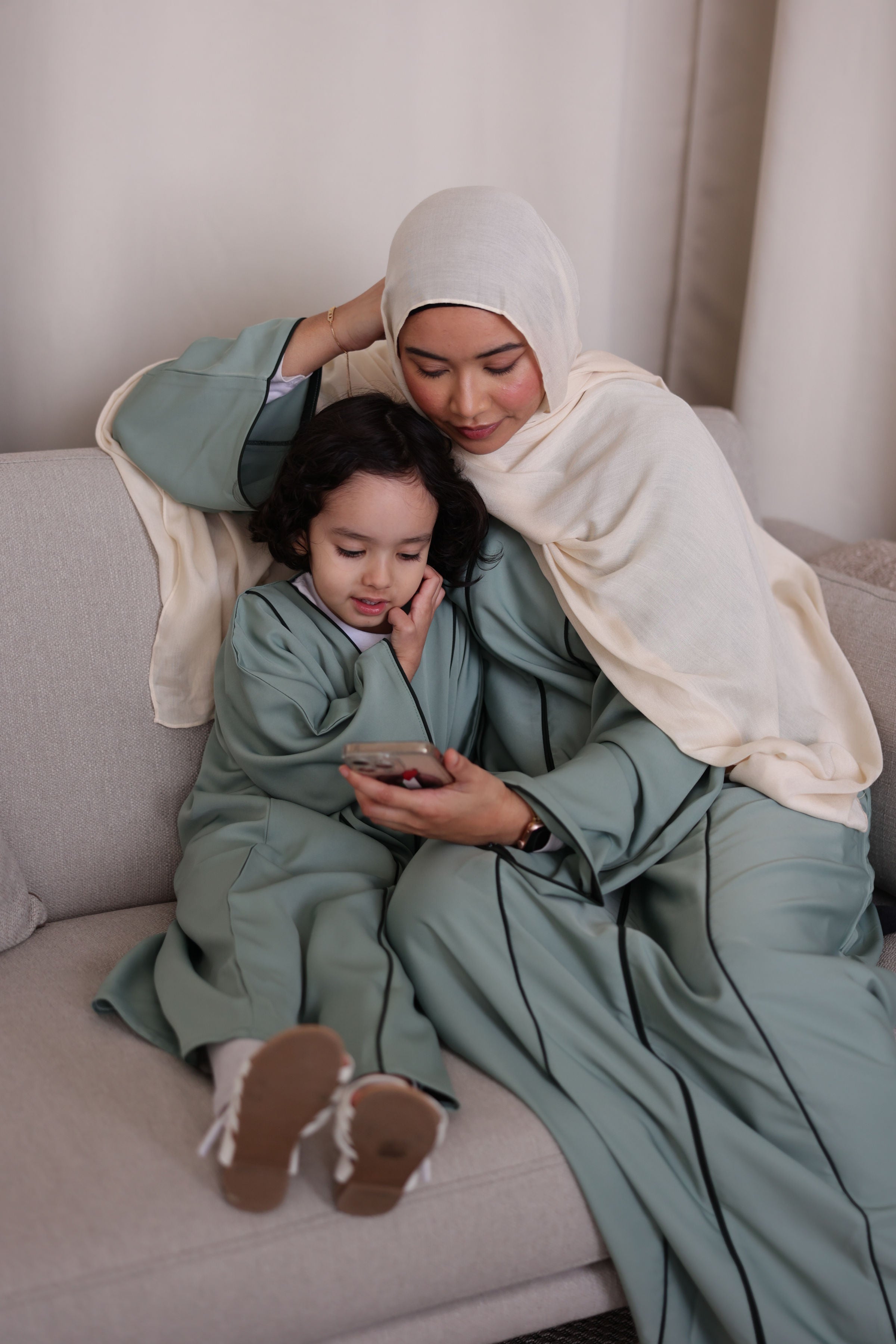 Kid's Maryam Abaya