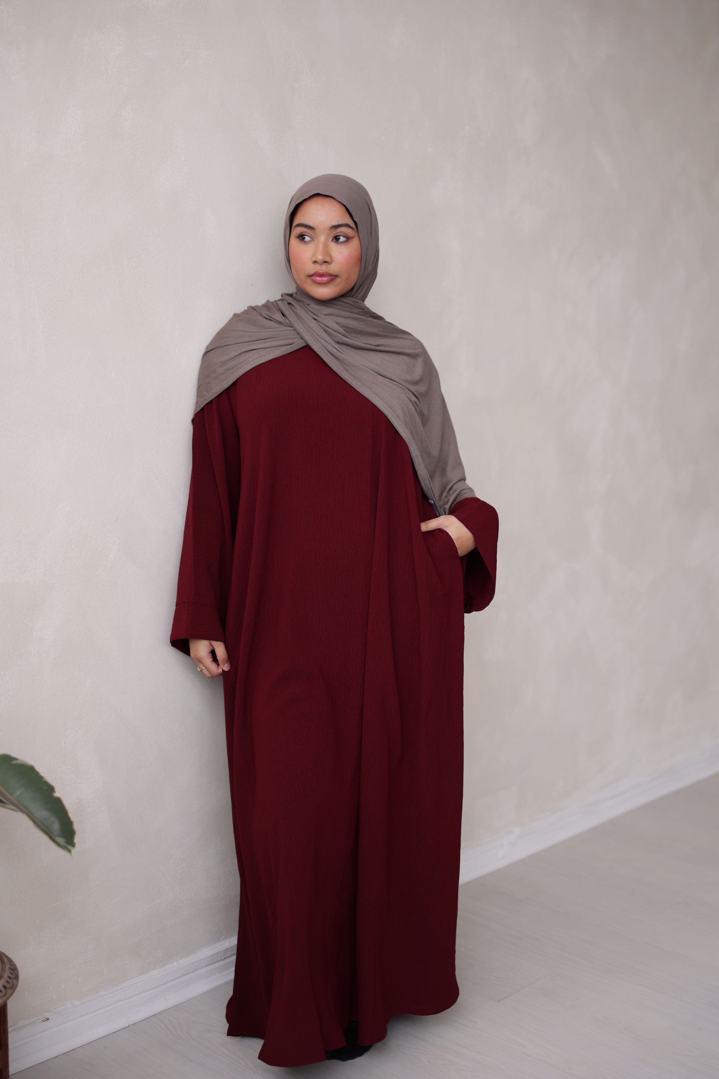 Crepe Wide Sleeve Abaya - HAWAA Clothing