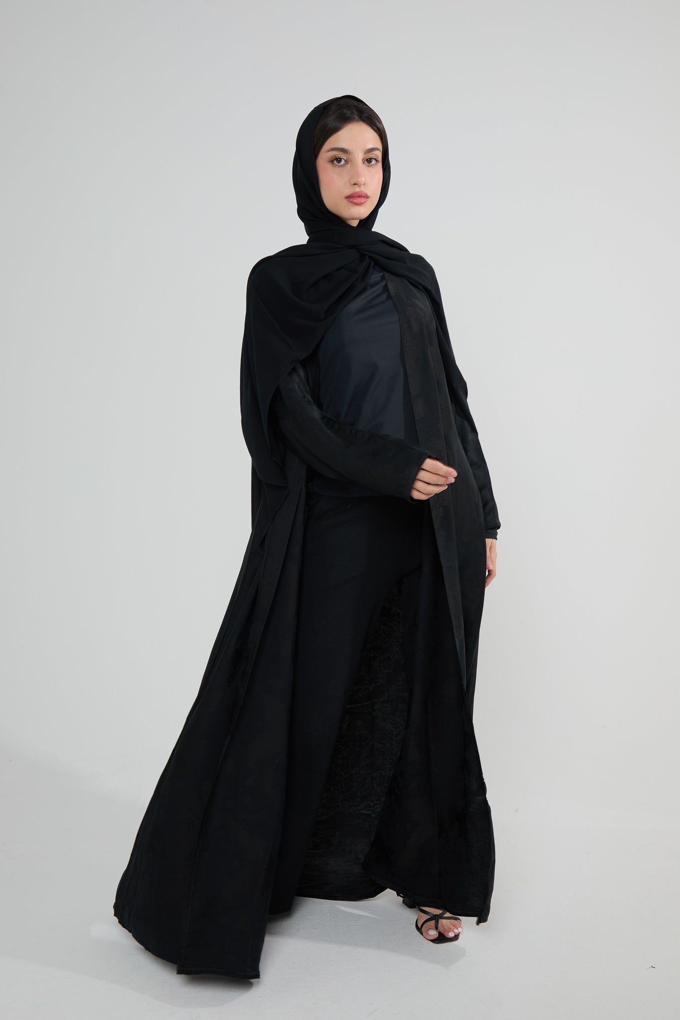 Black Patterned Open Abaya