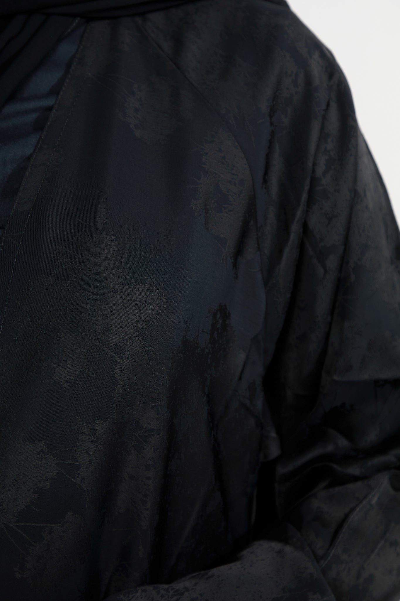 Black Patterned Open Abaya