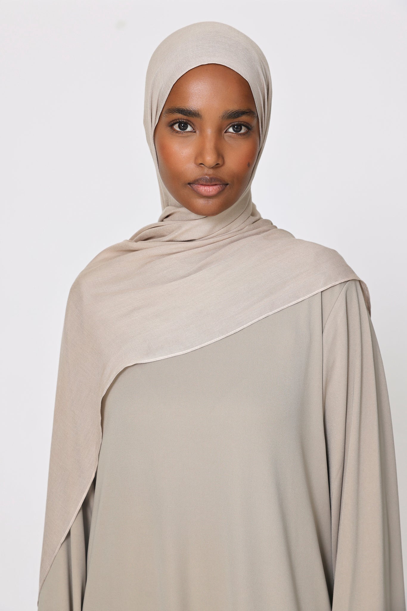 Dove Modal Hijab