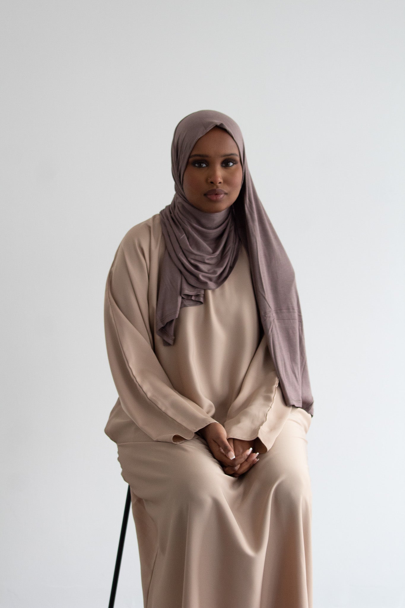 Classic Closed Abaya - HAWAA Clothing UK